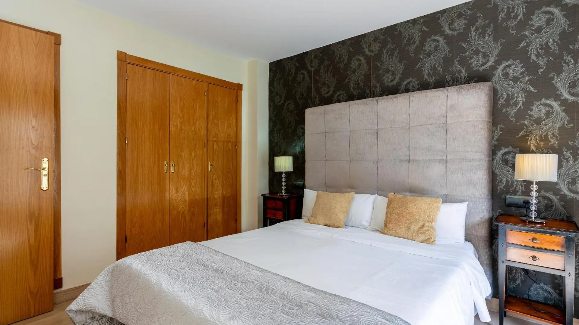 Pyl Apartamento Centro Junto Catedral 세비야 0*,  스페인